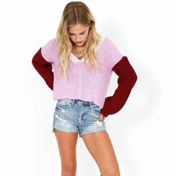 Wildfox NWT Womens chunky Knit Colorblock Sweater Pink & Burgundy size M fall - Picture 3 of 11